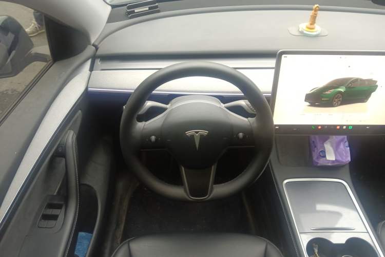 Used Tesla Model Y 2024 Rear-Wheel-Drive Version
