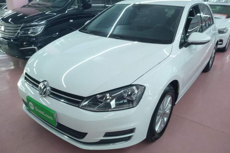 Used Volkswagen Golf 2015 1.6L Automatic Fashion Model