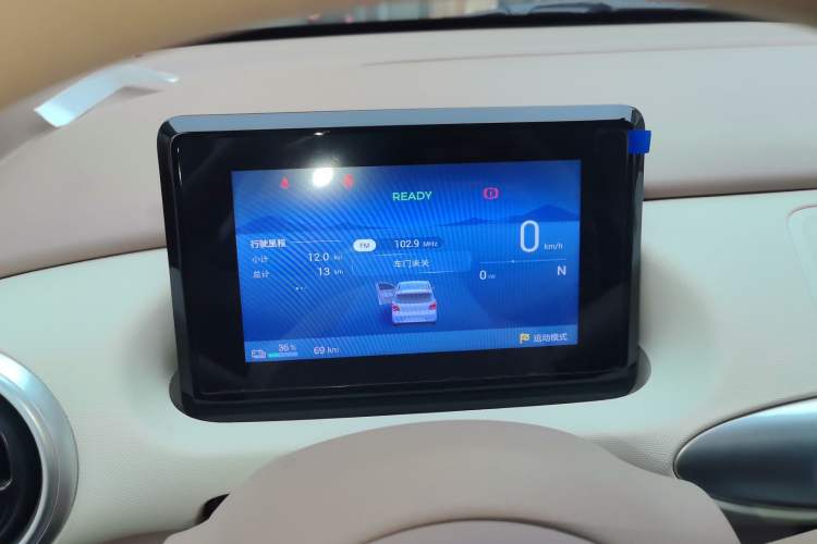 Used Wuling Hongguang MINIEV 2025 Four-Door Version Advanced Edition