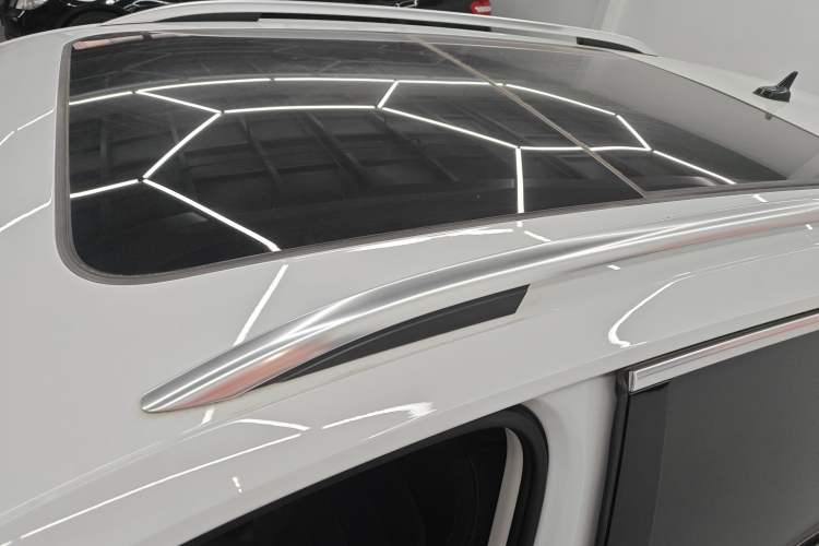 Used Volkswagen Tayron 2022 330TSI Two-Wheel Drive Luxury Smart Connectivity Version