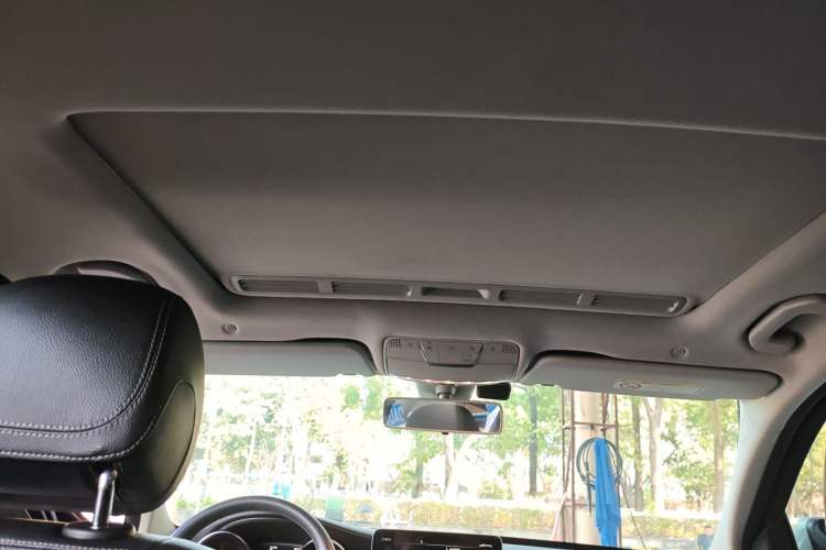 Used Mercedes-Benz C-Class 2019 C 180 L Fashion Edition Sport Version
