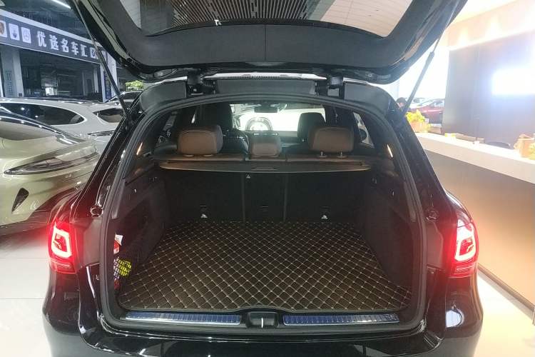 Used Mercedes-Benz GLC 2022 Refreshed GLC 300 L 4MATIC Dynamic Edition Prestige Version
