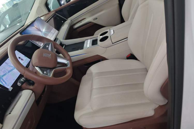 Used BYD Xia 2025 DM-i 1.5T 180km Excellence Model
