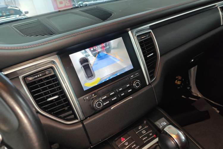 Used Porsche Macan 2017 Macan 2.0T
