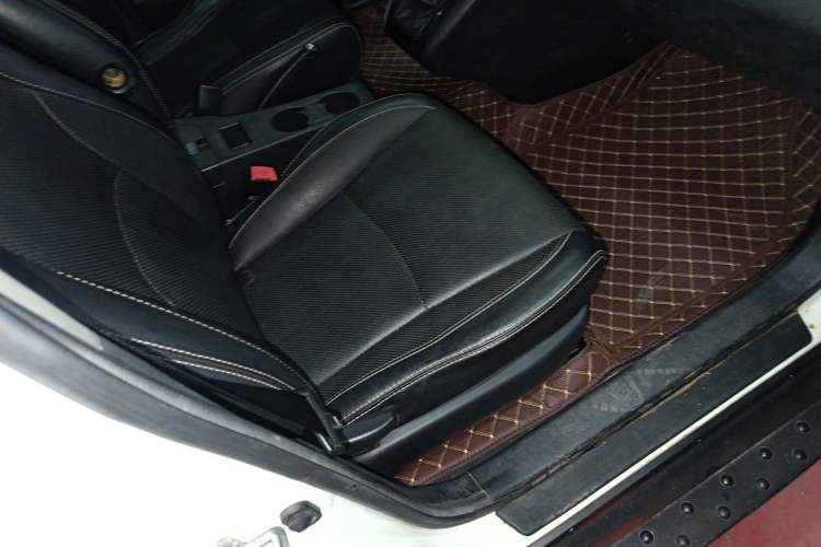 Used BYD S6 2013 Platinum Edition 2.0L Manual Elite Model