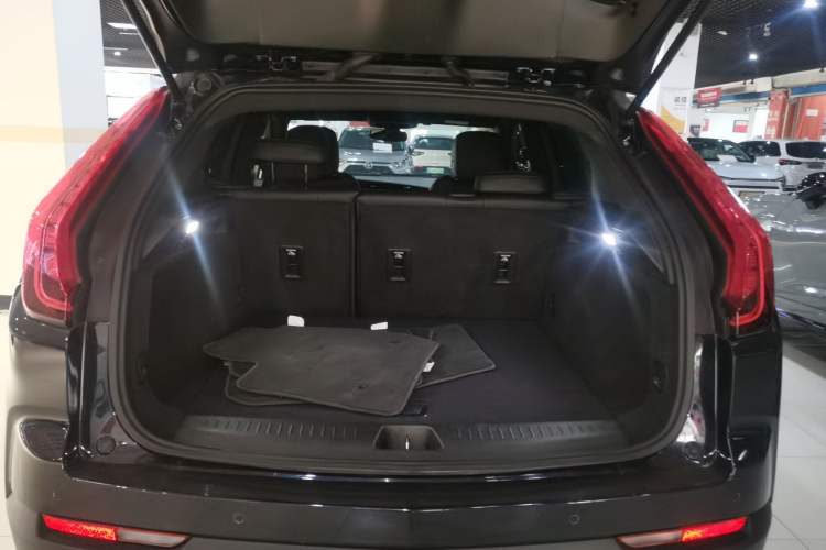 Used Cadillac XT4 2021 28T Two-Wheel Drive Tech Edition
