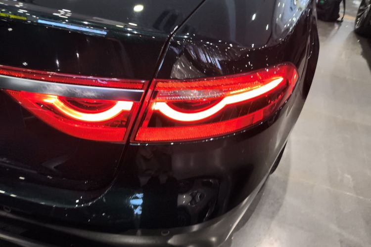 Used Jaguar XFL 2023 XFL 2.0T P250 Two-Wheel-Drive Luxury Deluxe Edition
