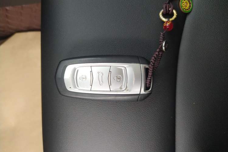 Used Geely Auto Emgrand X7 Sport 2021 1.8TD DCT Two-Wheel Drive Asian Games Comfort Edition
