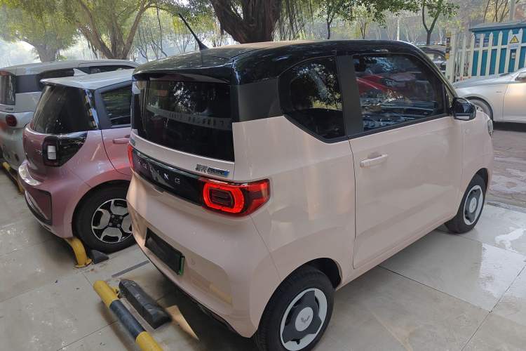 Used Wuling Hongguang MINIEV 2022 Macaron Premium Model – Lithium Iron Phosphate
