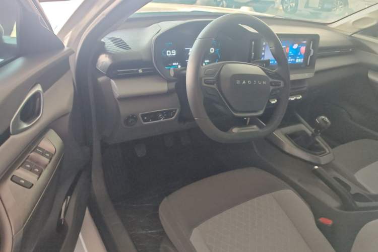 Used Baojun RC-5 2020 1.5L Manual Zhiyao Elite Edition
