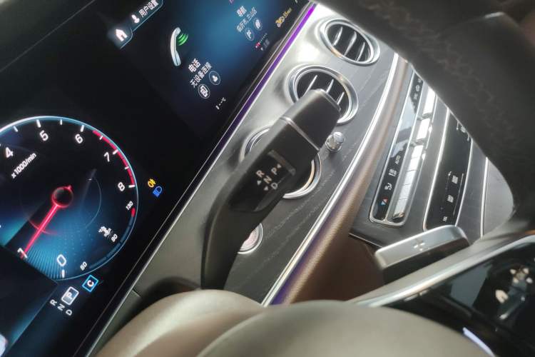 Used Mercedes-Benz E-Class 2022 Second Facelift E 300 L Luxury Edition
