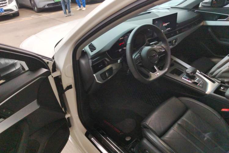 Used Audi A4L 2023 40 TFSI Fashion Dynamic Model