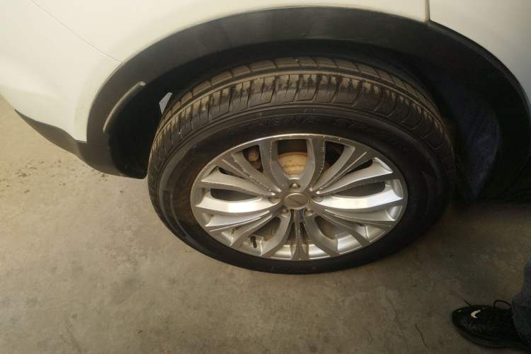 Used Land X7 2015 2.0T Panoramic Prestige Edition