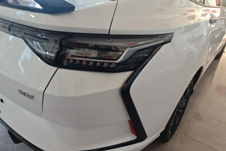 Used Dongfeng Aeolus Yixuan 2025 1.5L Glory Edition
