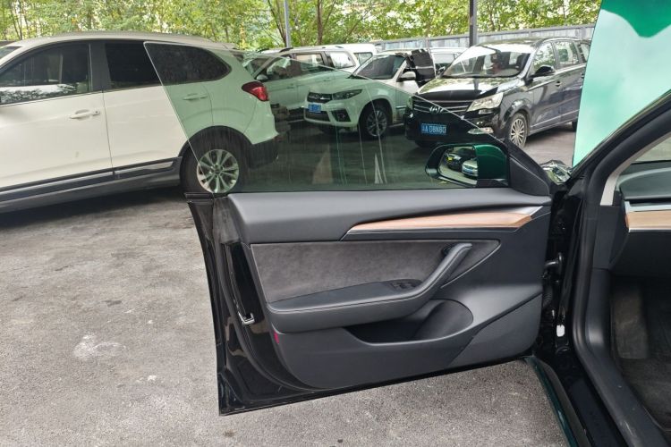 Used Tesla Model 3 2022 Rear-Wheel-Drive Version
