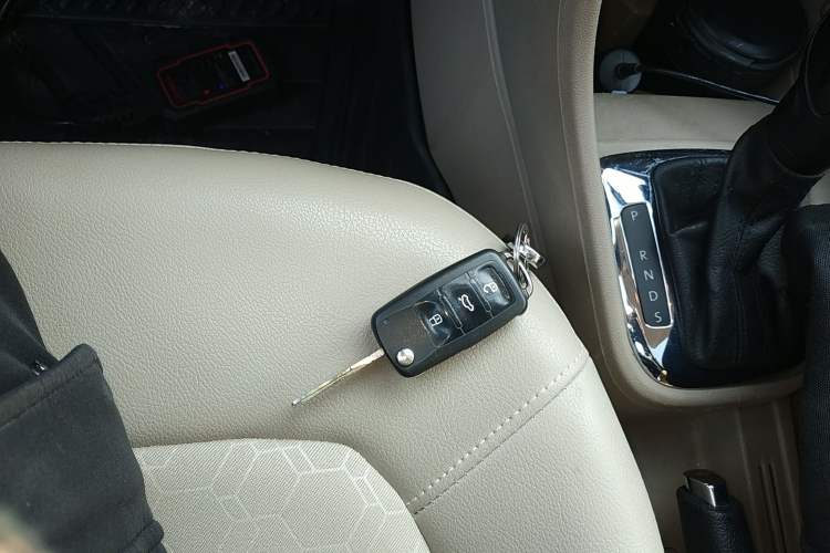 Used Volkswagen Santana 2015 1.6L Automatic Comfort Edition
