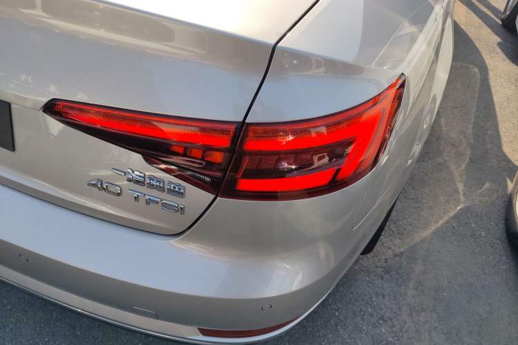 Used Audi A4L 2017 Plus 40 TFSI Ambition Model
