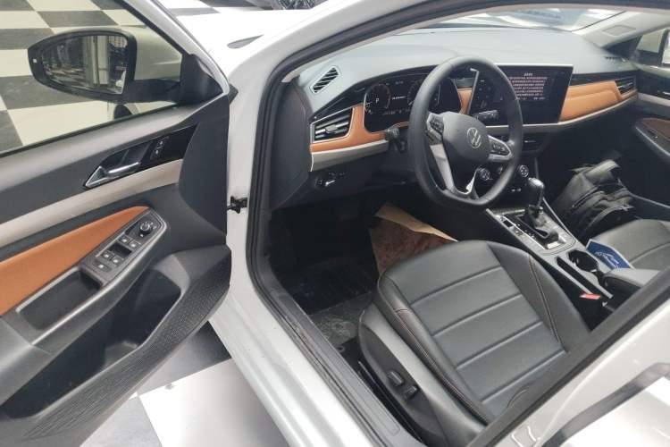 Used Volkswagen Bora 2023 200TSI DSG YueXing PRO Edition
