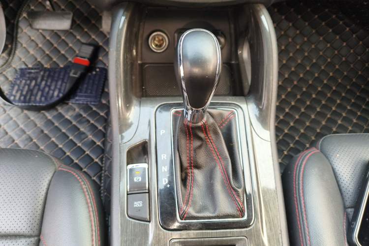 Used Changan CS75 2017 Shangkui Edition 1.5T Automatic Fengyue Model
