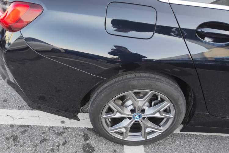 Used BMW i3 2022 eDrive 35 L
