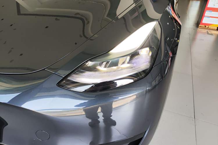 Used Tesla Model Y 2024 Rear-Wheel-Drive Version
