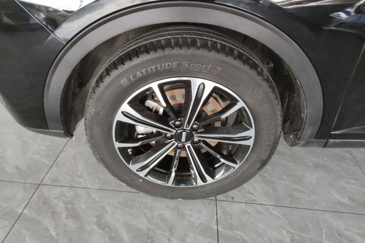 Used Wey VV6 2021 2.0T Two-Wheel Drive Smart Plus
