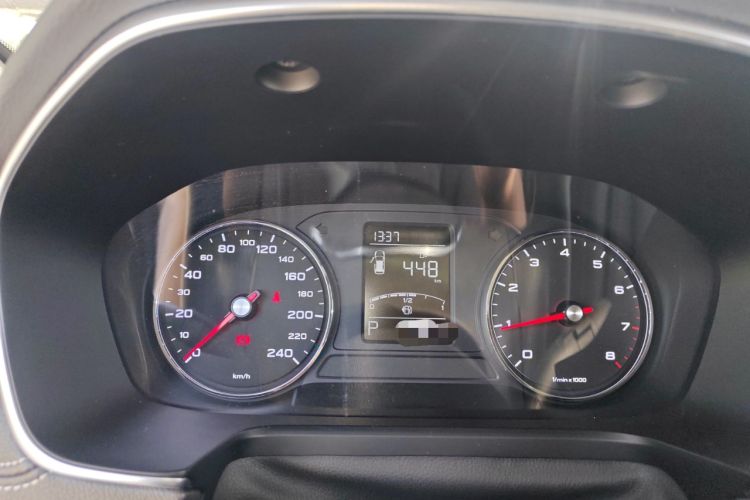 Used Roewe RX5 2019 20T Two-Wheel Drive Automatic 4G Connected Platinum Edition
