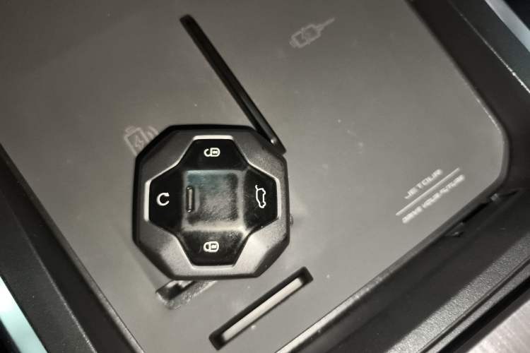 Used JETOUR Traveler 2023 2.0T All-Wheel Drive Conquer PRO
