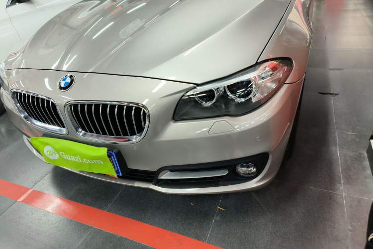 Used BMW 5 Series 2014 520Li Elegant Model
