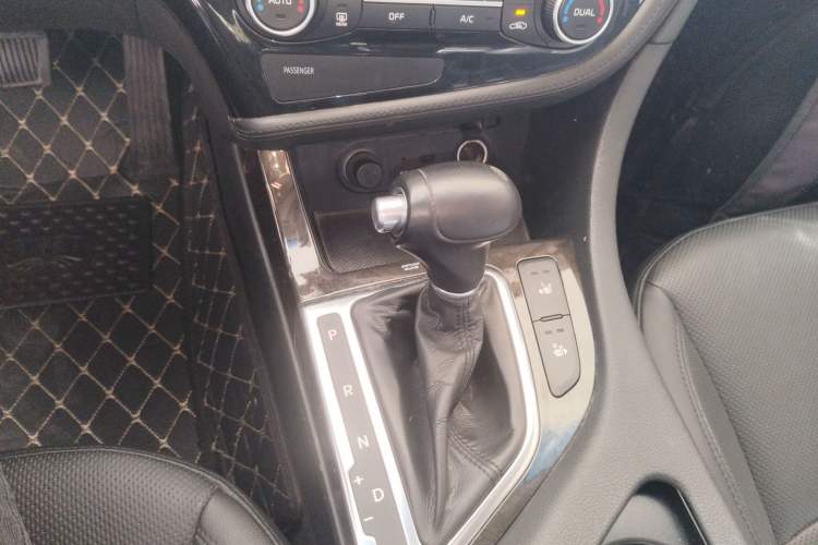 Used Kia K5 2014 2.0L Automatic LUXURY
