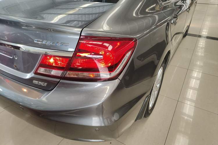 Used Honda Civic 2014 1.8L automatic comfort version
