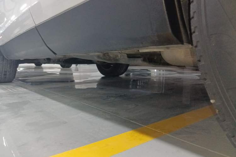 Used Land Rover Discovery Sport 2019 240 PS SE Version China VI Standard
