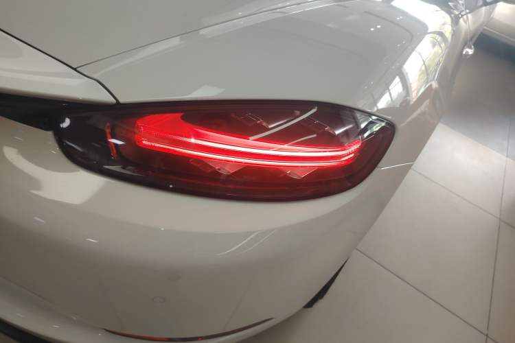 Used Porsche 718 2016 Boxster 2.0T
