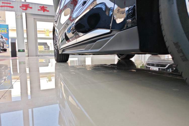 Used BYD Han 2025 DM-i Intelligent Driving Edition 125KM LiDAR Flagship Model
