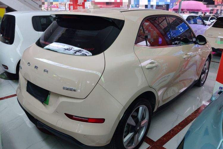 Used ORA Good Cat 2023 401 km Standard Range Luxury Version Lithium Iron Phosphate
