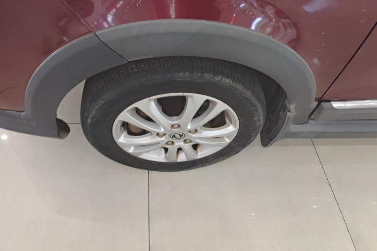 Used Dongfeng Fengon 370 2016 1.5L Manual Standard Edition SFG15-05 7 Seats