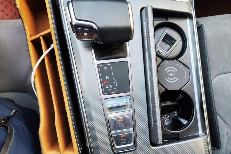 TDK.VehicleDetails.img