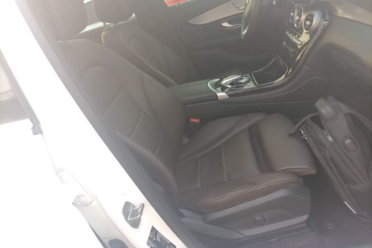 Used Mercedes-Benz GLC 2019 GLC 200 L 4MATIC
