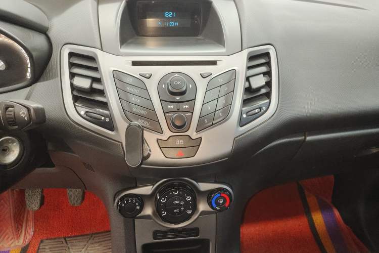 Used Ford Fiesta 2013 Sedan 1.5L Manual Fashion Edition