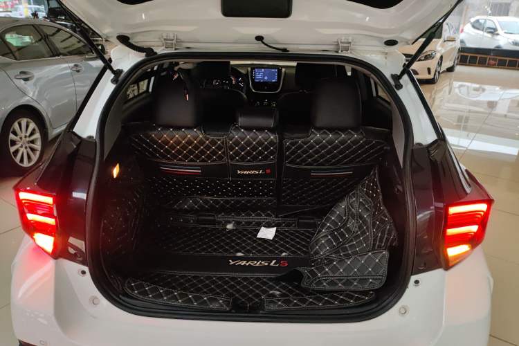 Used Toyota YARiS L 2021 X-Trail 1.5L CVT Leading Edition
