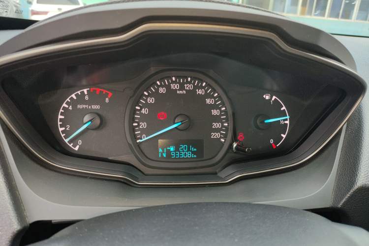 Used Ford Escort 2015 1.5L Automatic Comfort Model
