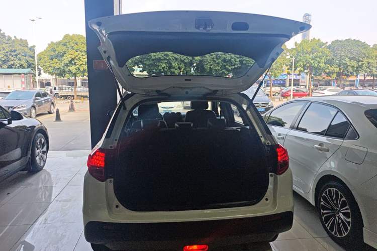 Used Suzuki Vitara 2016 1.4T Automatic Two-Wheel Drive Luxury Version
