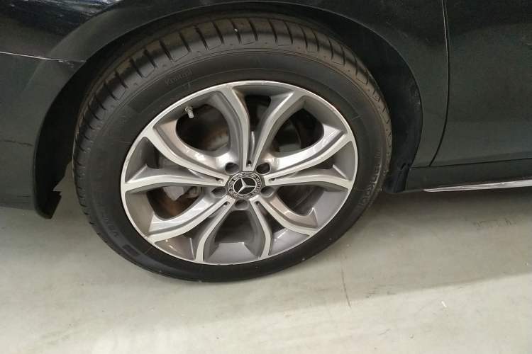 Used Mercedes-Benz E-Class 2021 Restyled E 300 L Sporty and Stylish Edition
