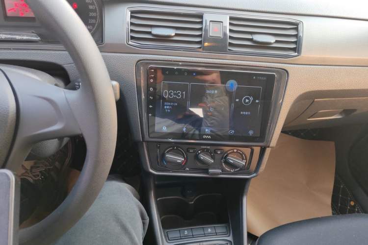 Used Volkswagen Santana 2019 1.5L Manual Fashion Edition China VI Standard