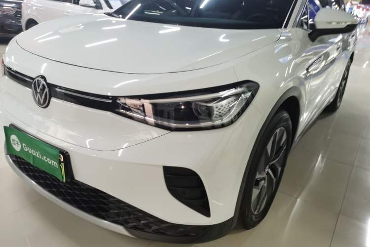 Used Volkswagen ID.4 CROZZ 2024 PURE+ model