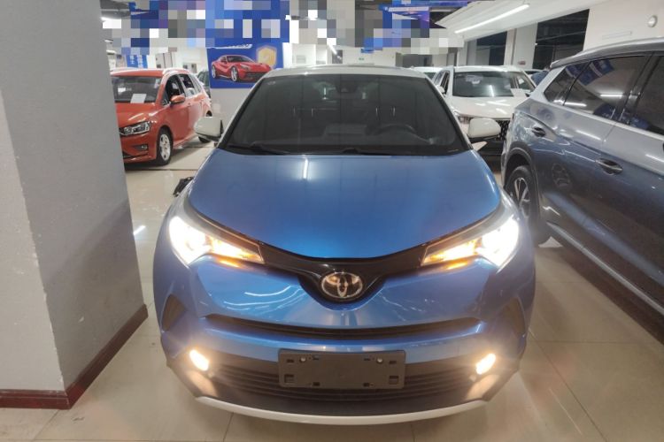 Used Toyota IZOA 2018 2.0L Yichi Version China VI Standard