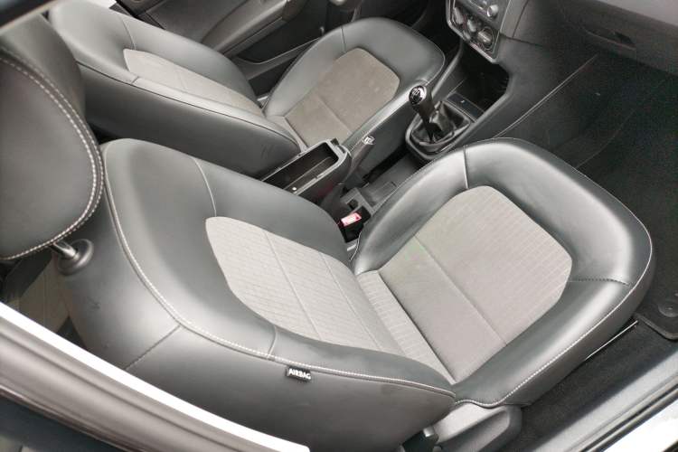 Used Volkswagen Santana 2018 1.5L Manual Comfort Edition
