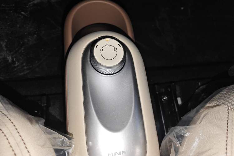 Used Wuling Hongguang MINIEV 2025 Four-Door Version Advanced Edition