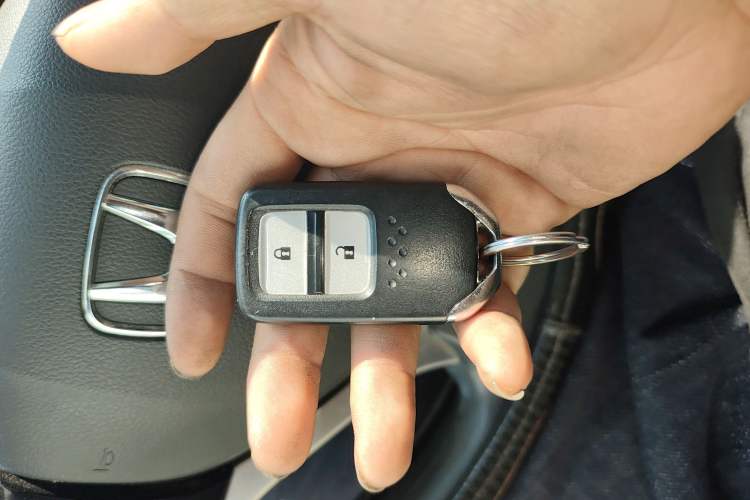 Used Honda Jade 2017 1.8L automatic Comfort version 5 seats