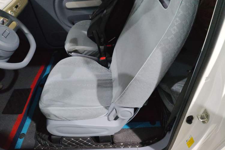 Used Bestune Pony 2025 222km Lightning Horse
